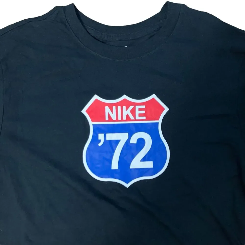 Nike ’72 Womens Graphic T Shirt‎ Highway Shield S Black Streetwear Retro Logo